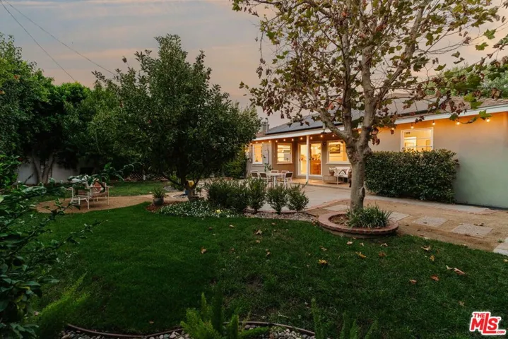 8037 Sunnybrae Avenue, Winnetka, California 91306