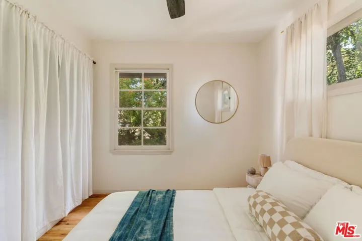 8037 Sunnybrae Avenue, Winnetka, California 91306