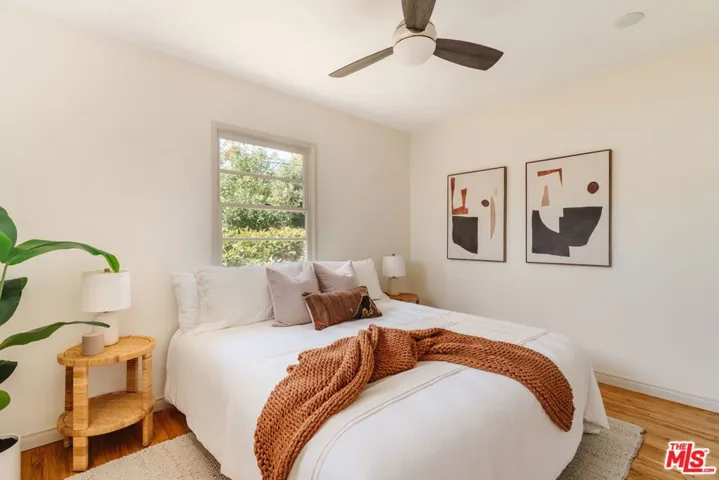 8037 Sunnybrae Avenue, Winnetka, California 91306
