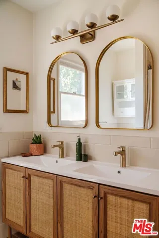 8037 Sunnybrae Avenue, Winnetka, California 91306