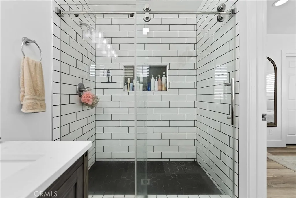 3025 N Alameda, San Bernardino, California 92404 home-pic-21