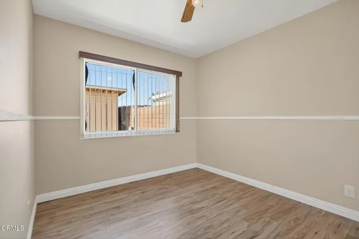 25-web-or-mls-UpmarketMedia-4029SB086