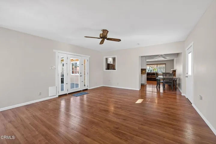 44-web-or-mls-Upmarketmedia_4029SB-resho