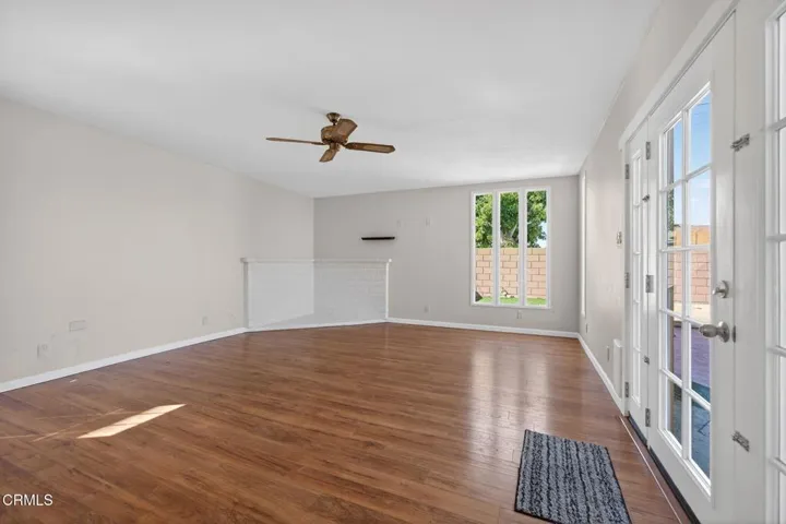 45-web-or-mls-Upmarketmedia_4029SB-resho