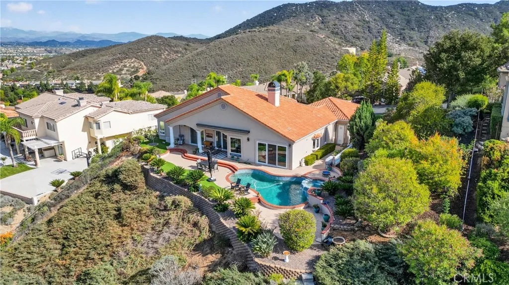 37939 Sky High Drive, Murrieta, California 92562 home-pic-60