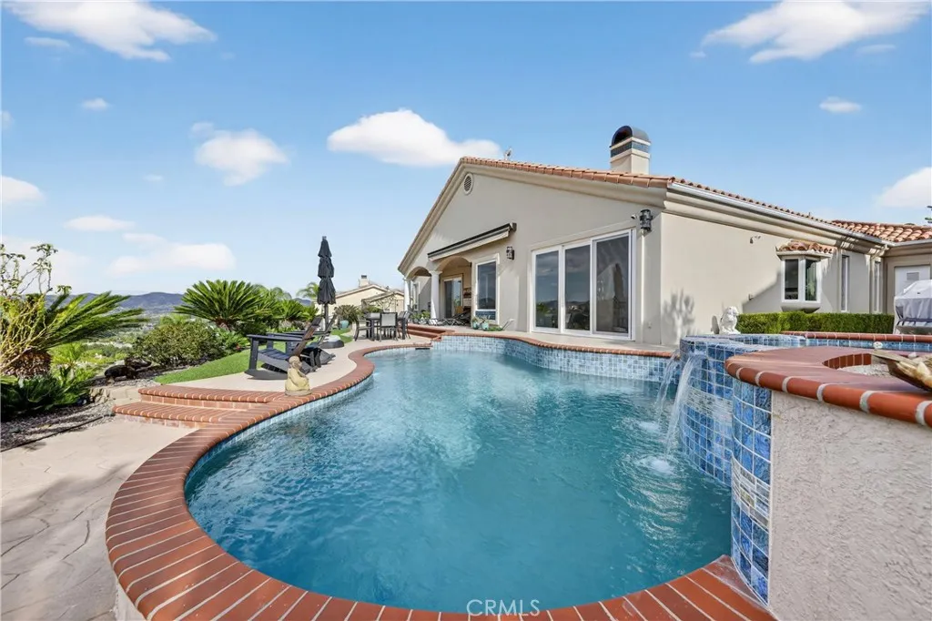 37939 Sky High Drive, Murrieta, California 92562 home-pic-57