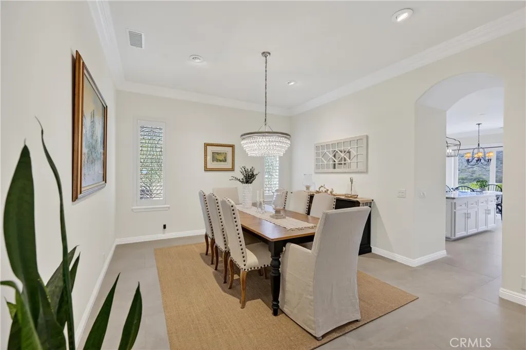 37939 Sky High Drive, Murrieta, California 92562 home-pic-13