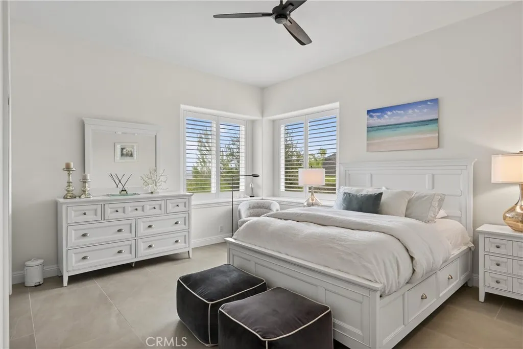37939 Sky High Drive, Murrieta, California 92562 home-pic-40