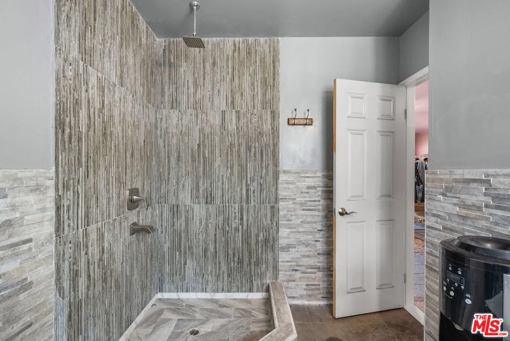 5006 Los Feliz Boulevard, Los Angeles, California 90027 home-pic-13