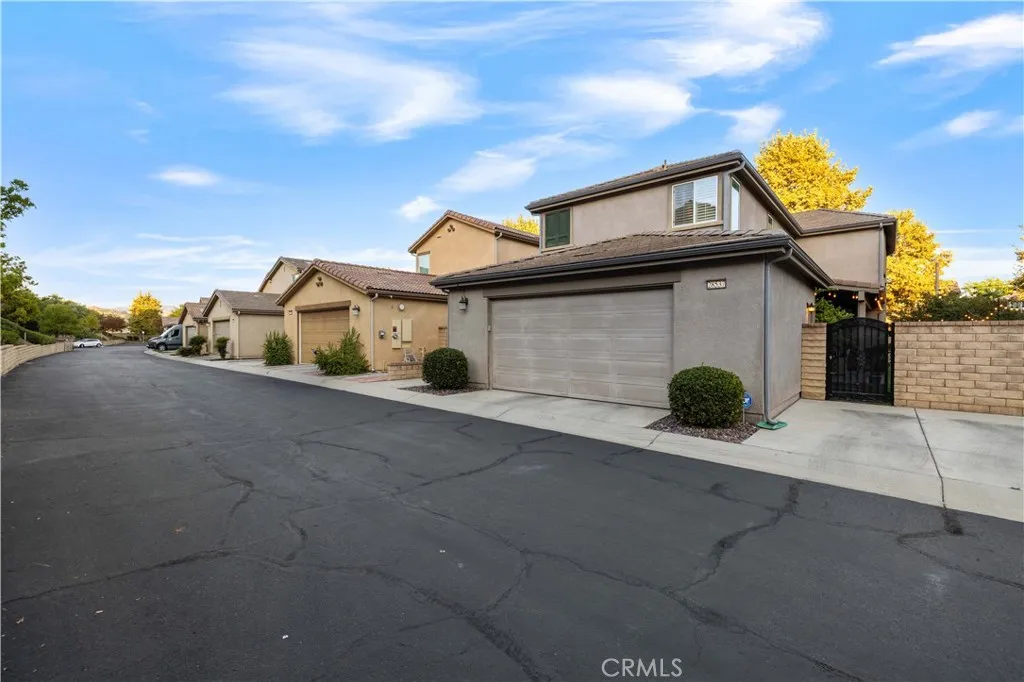 28537 Vista Del Rio, Valencia, California 91354 home-pic-48