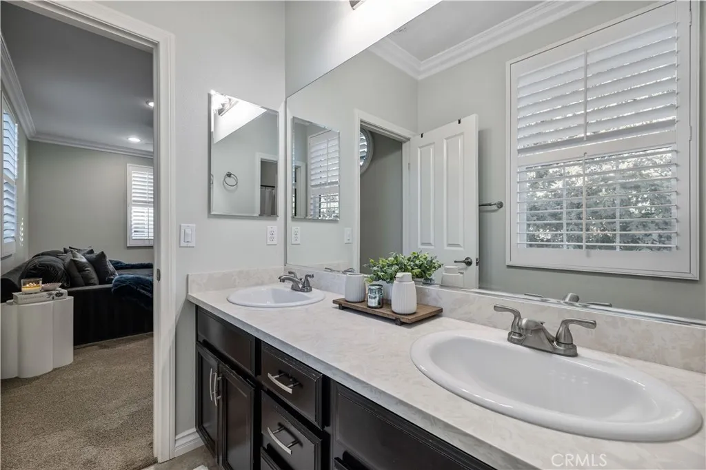 28537 Vista Del Rio, Valencia, California 91354 home-pic-27