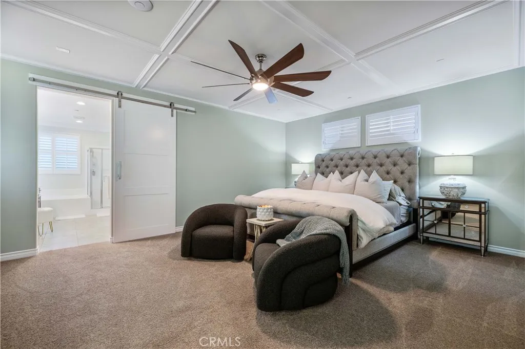 28537 Vista Del Rio, Valencia, California 91354 home-pic-36