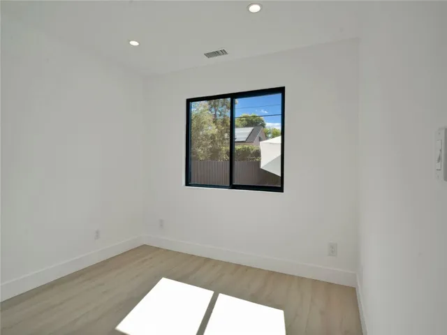 6667 Royer Avenue, West Hills, California 91307