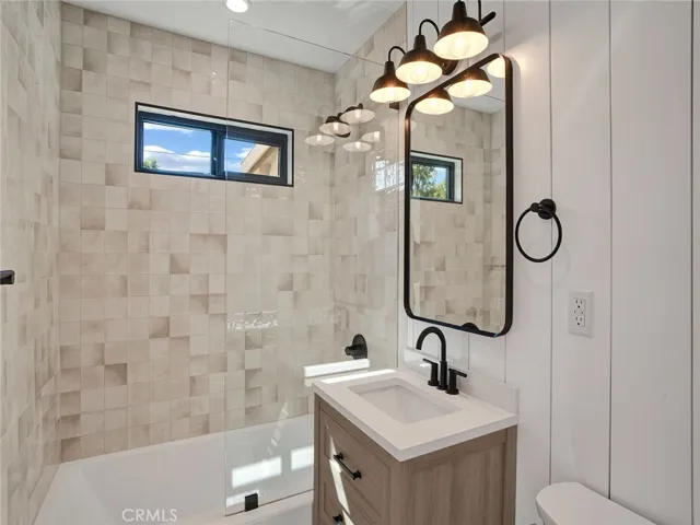 6667 Royer Avenue, West Hills, California 91307