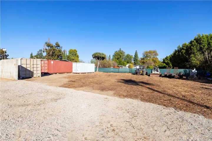 9816 Burnet, North Hills, California 91343