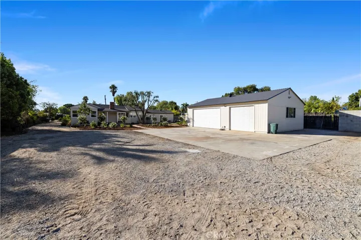 9816 Burnet, North Hills, California 91343