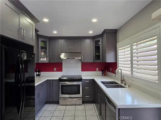 11219 Hood, Stanton, California 90680