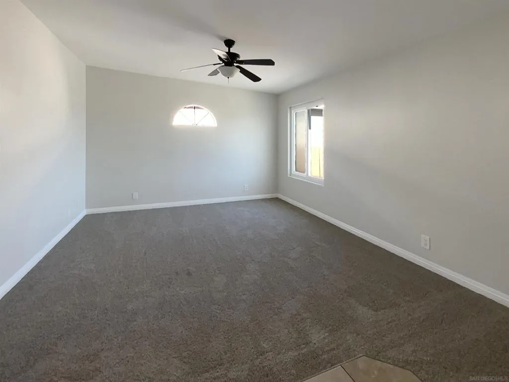 5819 Roanoke St, San Diego, California 92139 home-pic-17