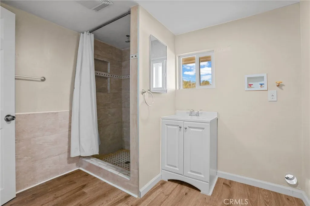 17437 Northam, La Puente, California 91744 home-pic-24