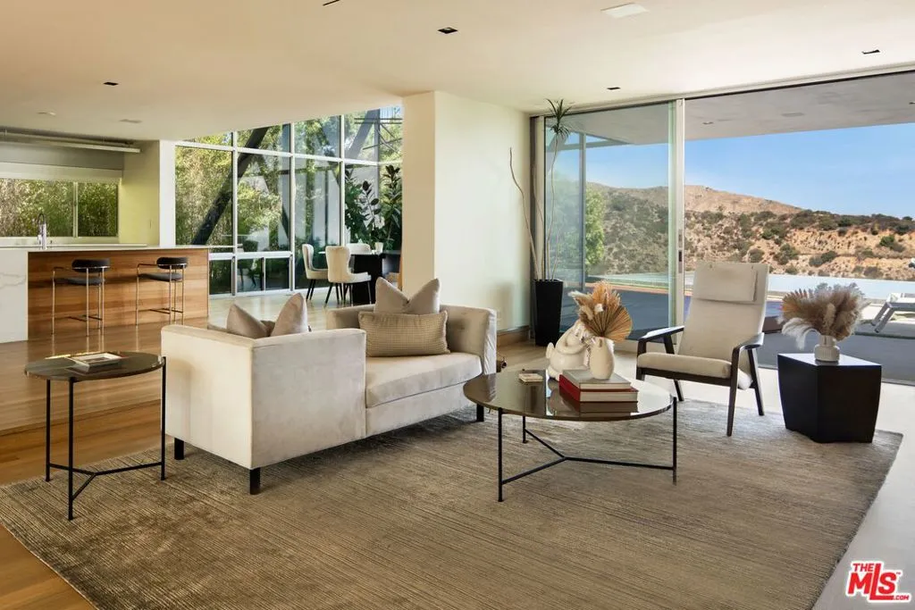 2008 Hercules Drive, Los Angeles, California 90046 home-pic-10