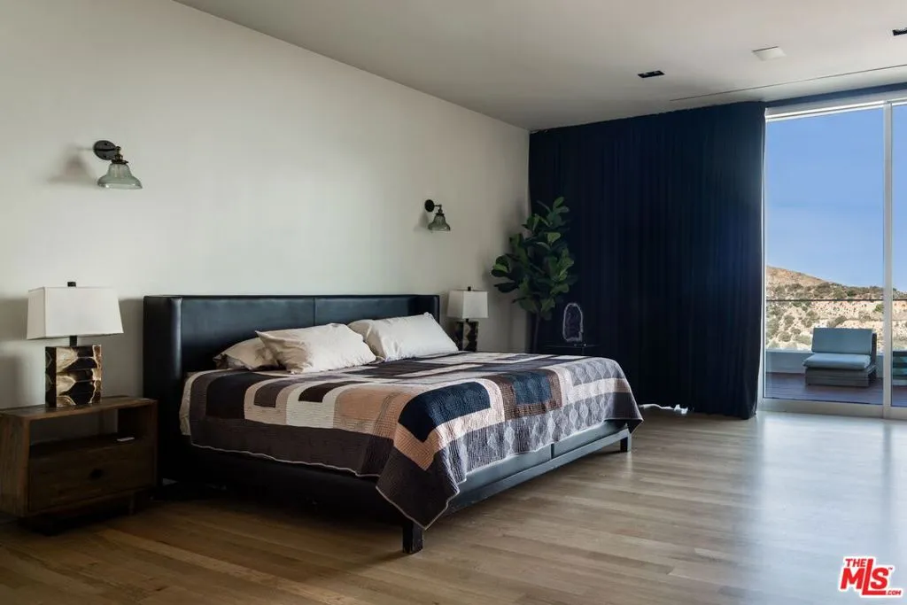 2008 Hercules Drive, Los Angeles, California 90046 home-pic-20