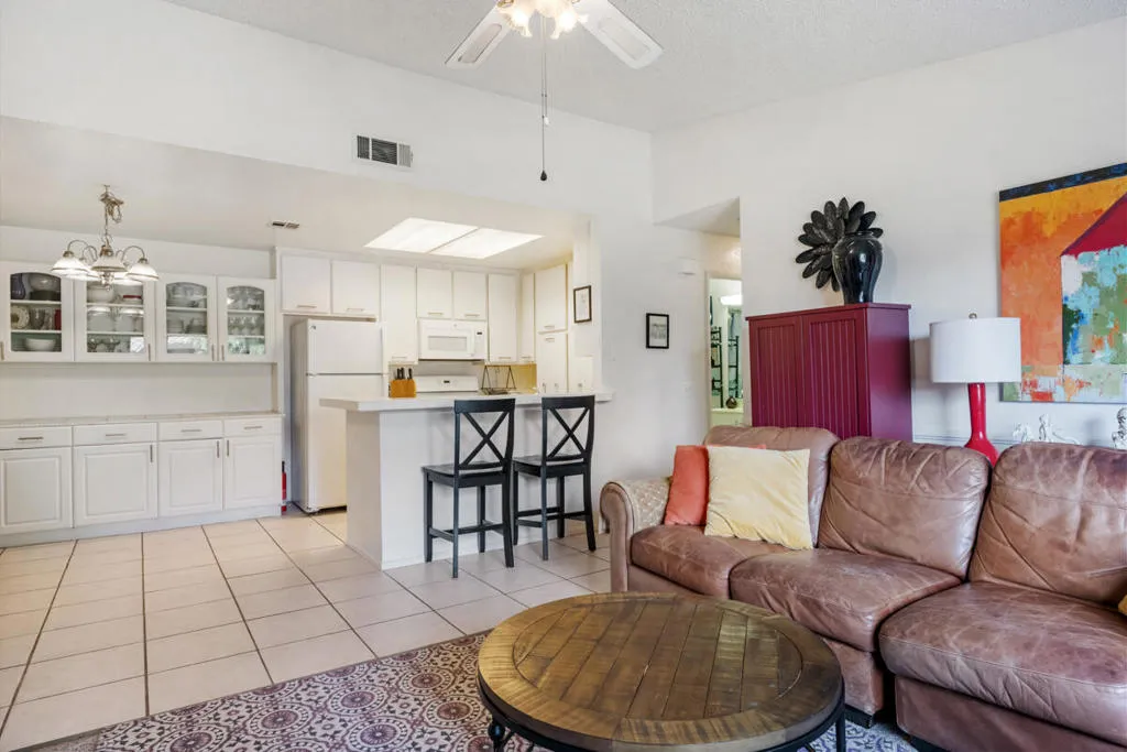 31200 Landau Boulevard 1908, Cathedral City, California 92234 home-pic-3