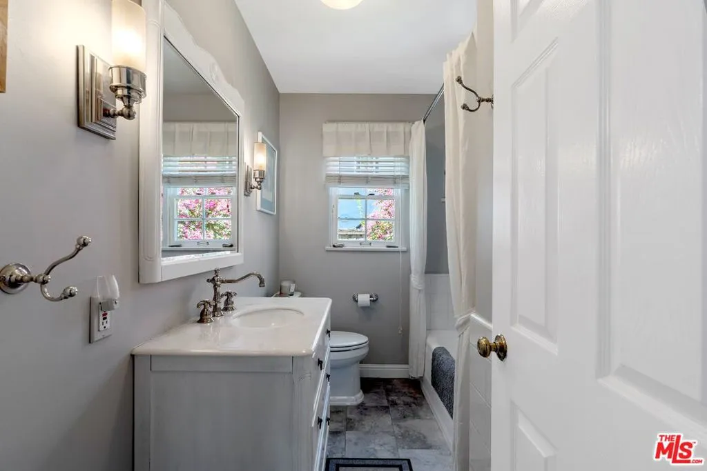 11316 Sunshine Terrace, Studio City, California 91604 home-pic-23