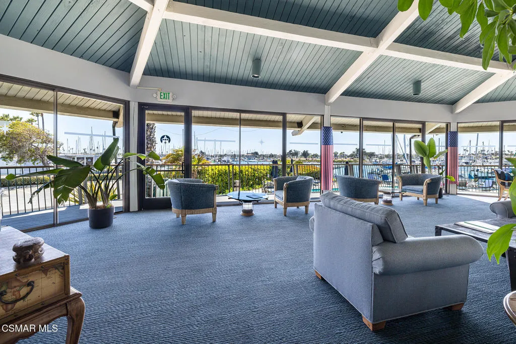 Peninsula22
