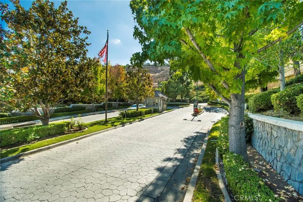 6213 E West View Drive, Orange, California 92869 home-pic-24