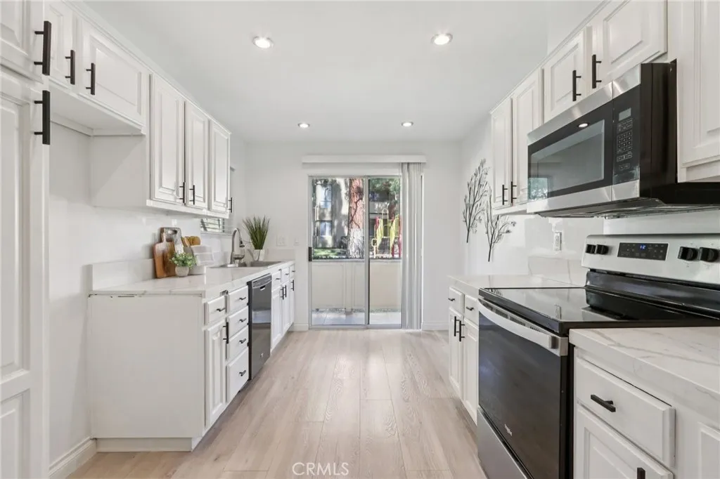 5055 Twilight Canyon, Yorba Linda, California 92887 home-pic-4