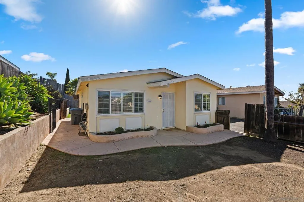 3511 Badillo Rd, San Marcos, California 92069 home-pic-4