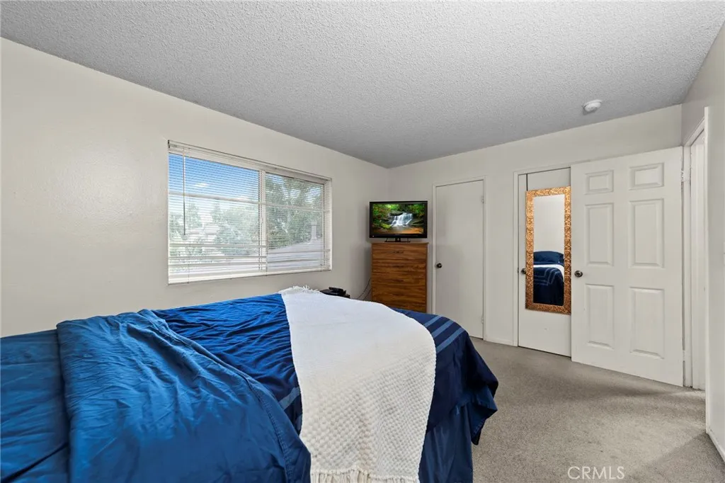 1172 W Calle De Las Estrellas 3, Azusa, California 91702 home-pic-8