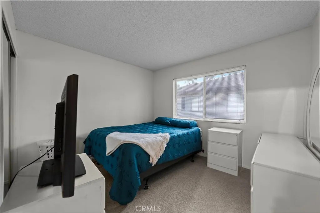 1172 W Calle De Las Estrellas 3, Azusa, California 91702 home-pic-11