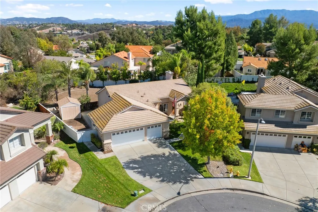 32249 Cour Meyney, Temecula, California 92591 home-pic-1