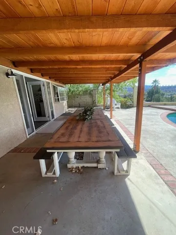 nice covered patio