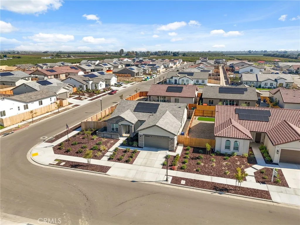 3072 19th, Kingsburg, California 93631 home-pic-35
