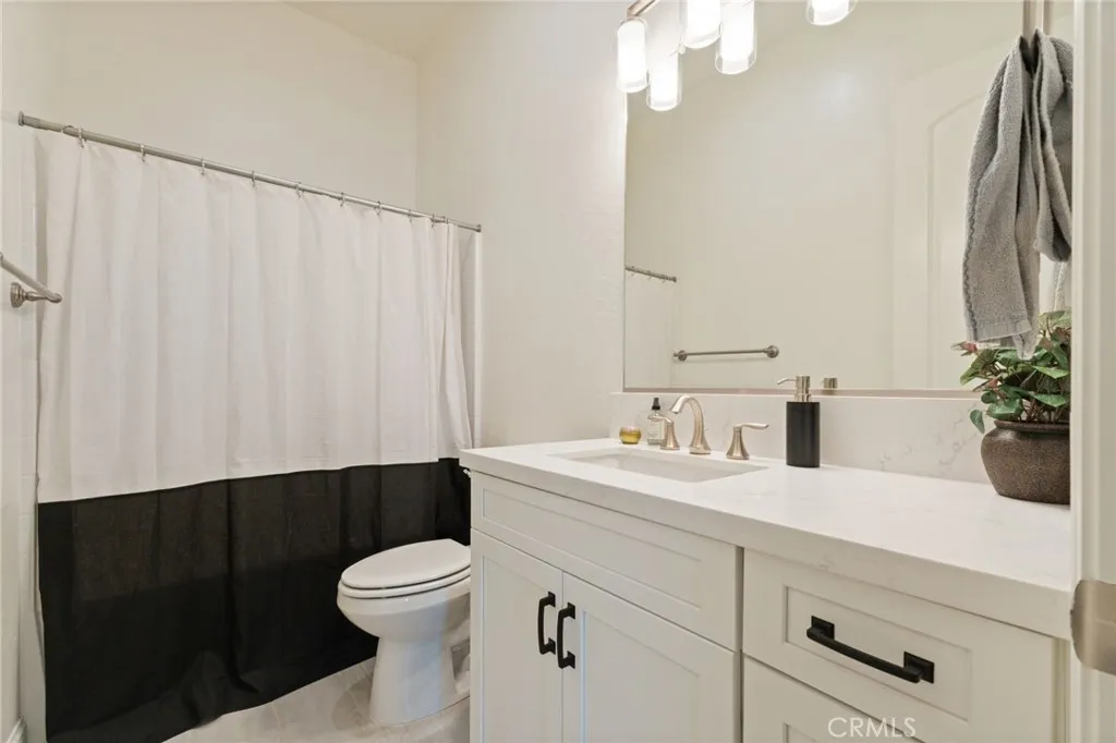 3072 19th, Kingsburg, California 93631 home-pic-18