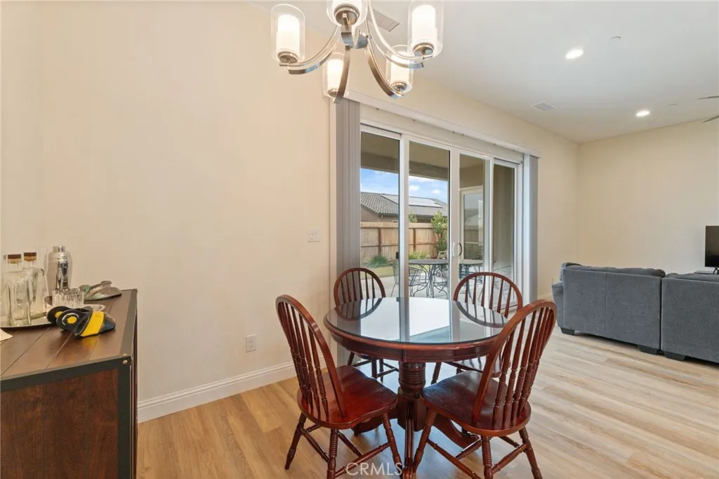 3072 19th, Kingsburg, California 93631 home-pic-14