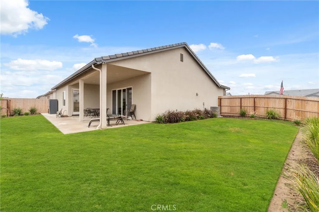 3072 19th, Kingsburg, California 93631 home-pic-32