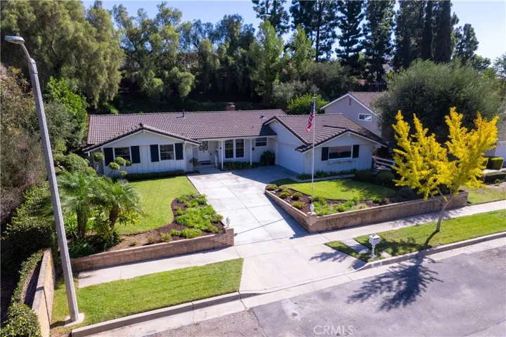 2240 Camino Centroloma