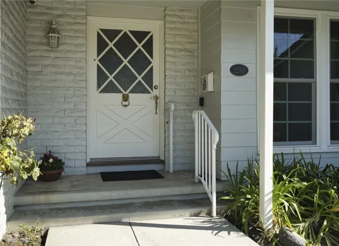 2240 Camino Centroloma