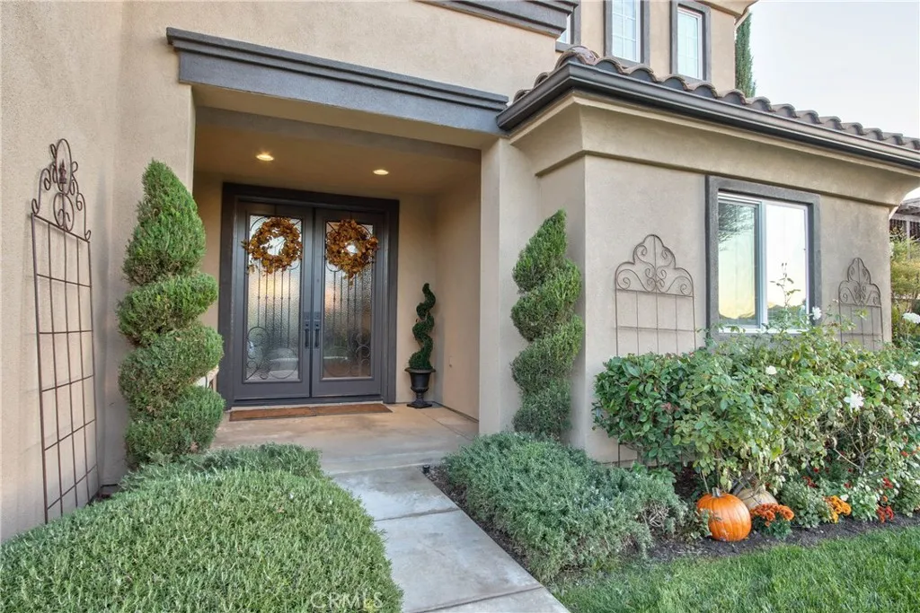 32815 Cleveland Street, Temecula, California 92592 home-pic-4