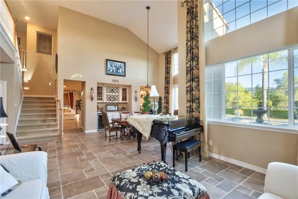 32815 Cleveland Street, Temecula, California 92592 home-pic-28