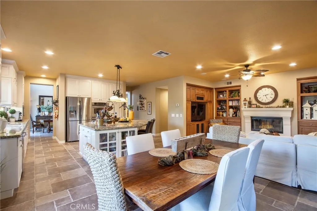 32815 Cleveland Street, Temecula, California 92592 home-pic-15