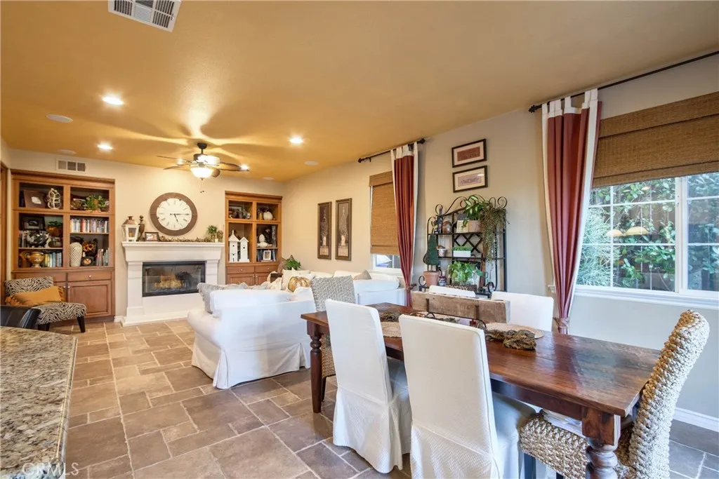 32815 Cleveland Street, Temecula, California 92592 home-pic-24