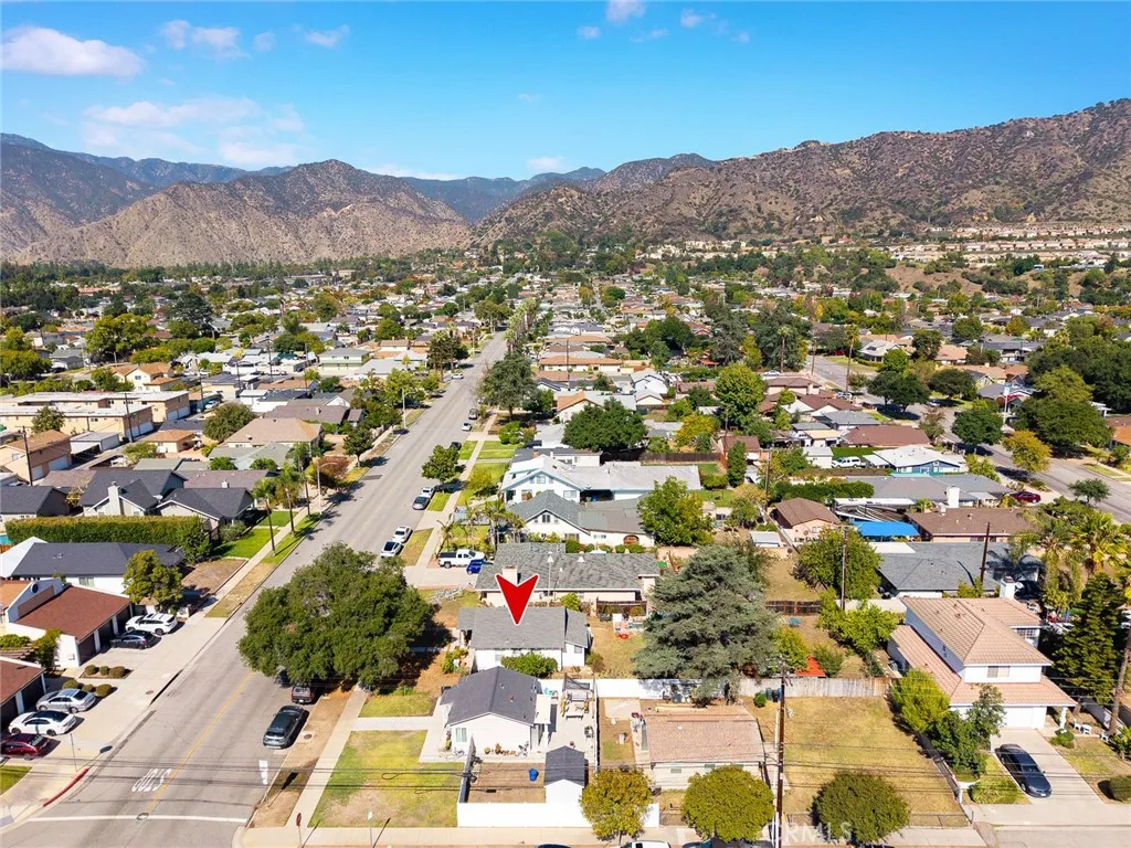 904 N Dalton Avenue, Azusa, California 91702 home-pic-33