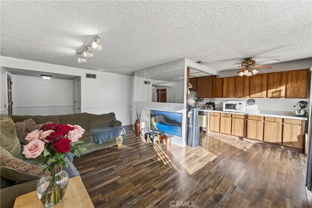 4565 Ramona 4, La Verne, California 91750 home-pic-6