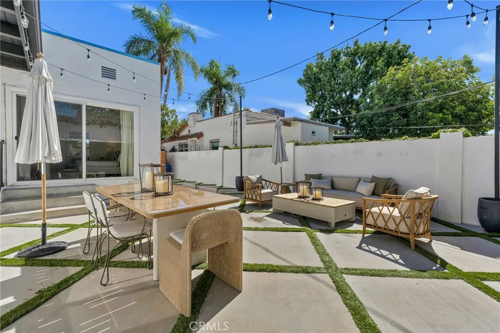 805 N Kemp, Burbank, California 91505 home-pic-39
