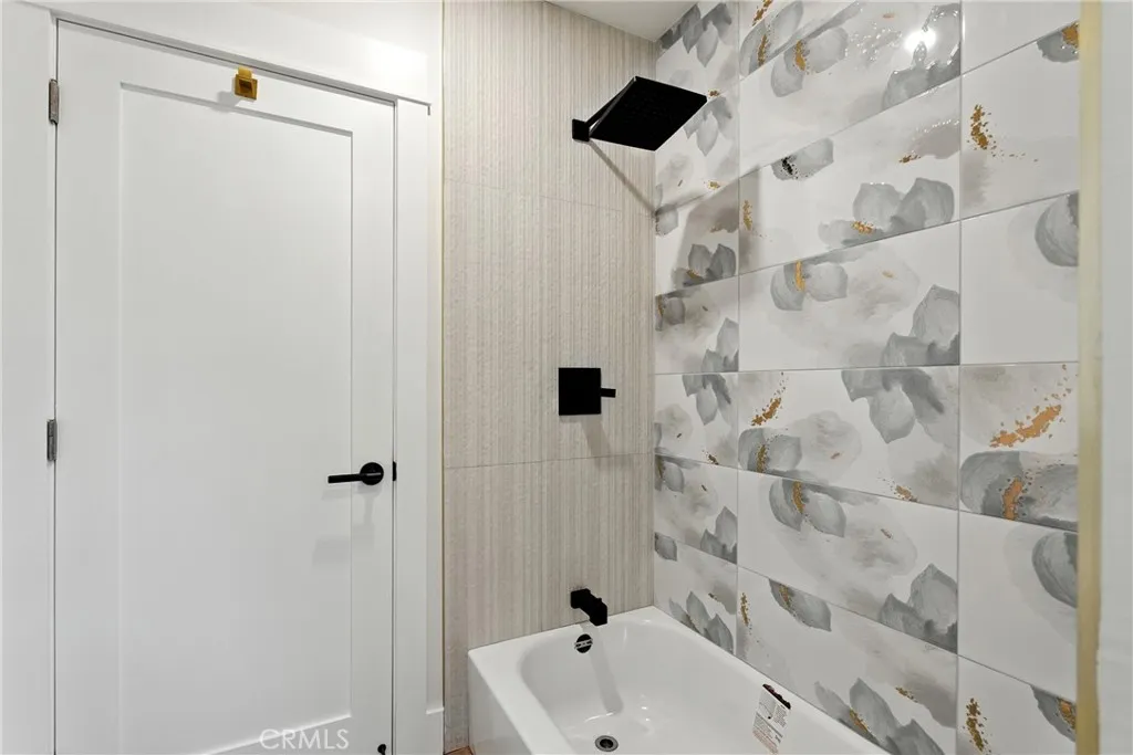 4340 2nd Avenue, Los Angeles, California 90008 home-pic-15