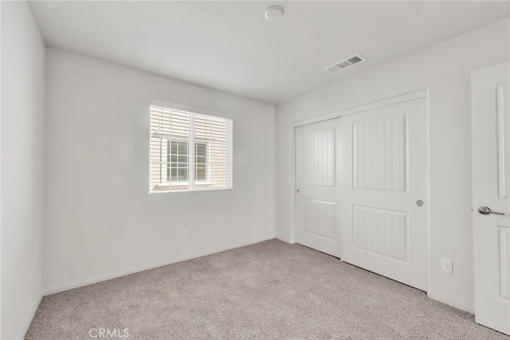 1744 Wisteria, San Jacinto, California 92583 home-pic-35